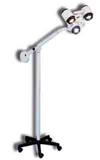 Featherlight Series Floorstand Surgical Lights