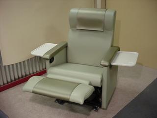 Treatment Recliner w/ Trendelenburg