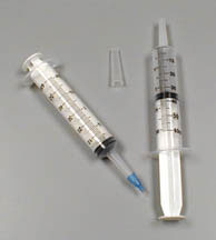 Piston-Syringe Feeding Irrigation Tray