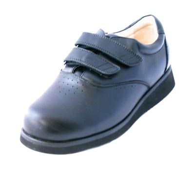 Women's Athletic Walking Shoes