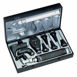 825-2833GUR-Vet de luxe II XL 3.5 V/ 120 V, plug-in handle + ri-accu�